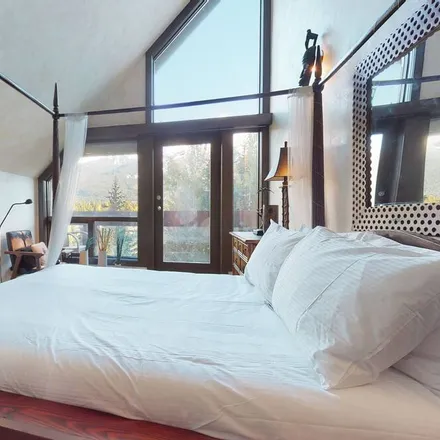Rent this 3 bed house on Whistler Resort Municipality in Whistler, BC V8E 0B9