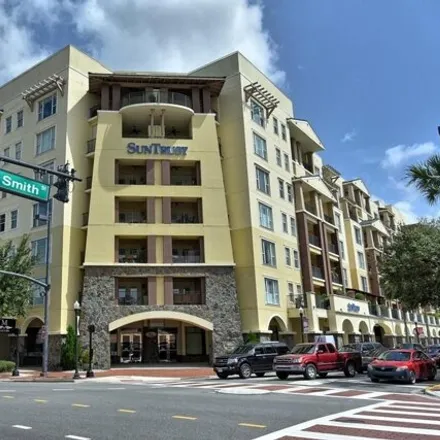 Buy this 2 bed condo on 601 Smith Street in Orlando, FL 32804