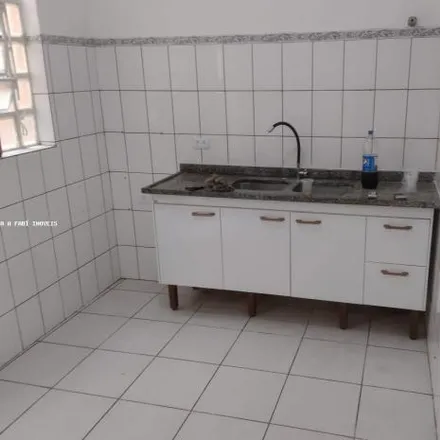 Rent this 2 bed apartment on Avenida Celso Garcia 5516 in Parque São Jorge, São Paulo - SP