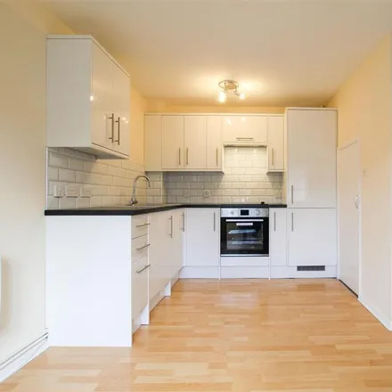 Image 3 - 13 Kerridge Close, Cambridge, CB1 2QW, United Kingdom - Townhouse for rent