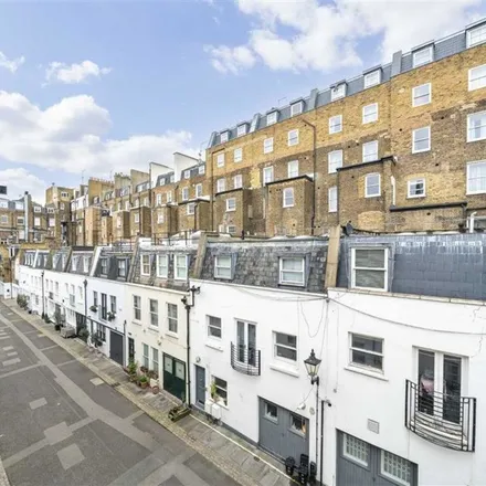 Rent this 3 bed apartment on 23 Brook Mews North in London, W2 3BW