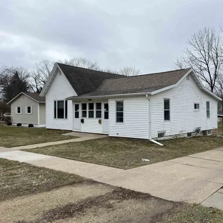 Image 3 - 567 South James Street, City of Richland Center, WI 53581, USA - House for sale