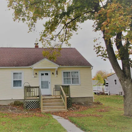 Buy this 2 bed house on 321 Lewis Street in Avilla, IN 46710