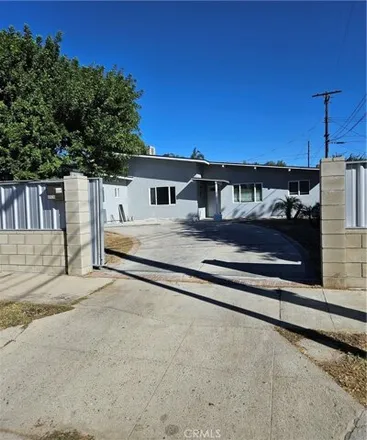 Image 1 - 8928 Cayuga Avenue, Los Angeles, CA 91352, USA - House for rent