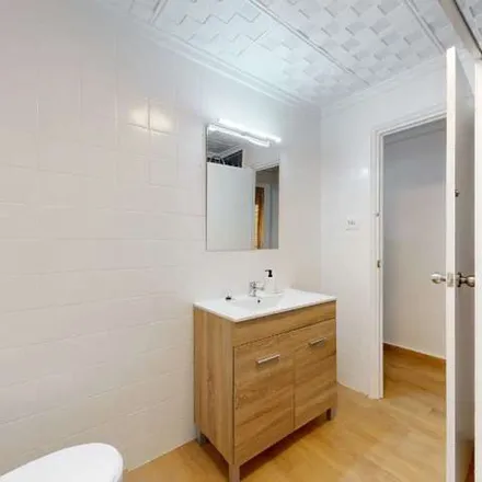 Rent this 5 bed apartment on Carrer Capità Antoni Mena in 29, 03205 Elx / Elche