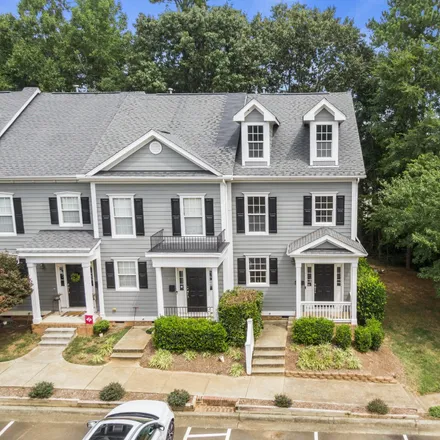 Image 3 - 2251 Bellaire Avenue, Raleigh, NC 27608, USA - Townhouse for sale