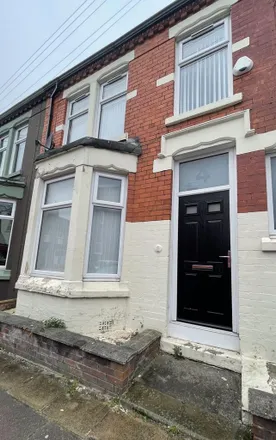 Rent this 3 bed townhouse on Nithsdale Road in Liverpool, L15 5AX