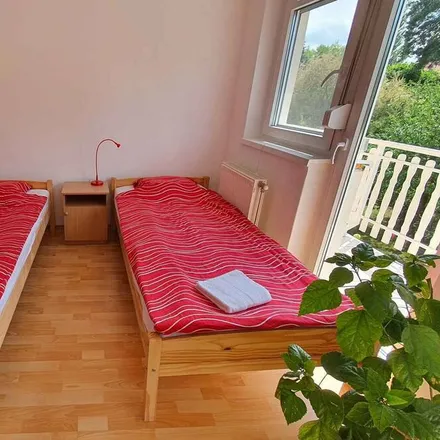 Rent this 2 bed duplex on Zamárdi in Balaton utca, 8621