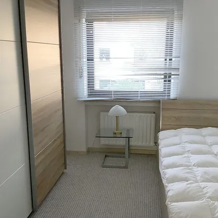 Rent this 4 bed apartment on Leonorenweg 13 in 51149 Cologne, Germany