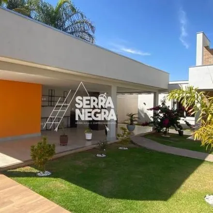 Buy this 4 bed house on Arniqueiras in Avenida Boulevard Sul, Águas Claras - Federal District
