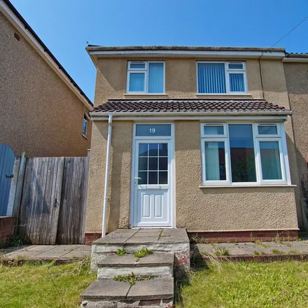 Rent this 4 bed duplex on 31 Glaisdale Road in Bristol, BS16 2HY