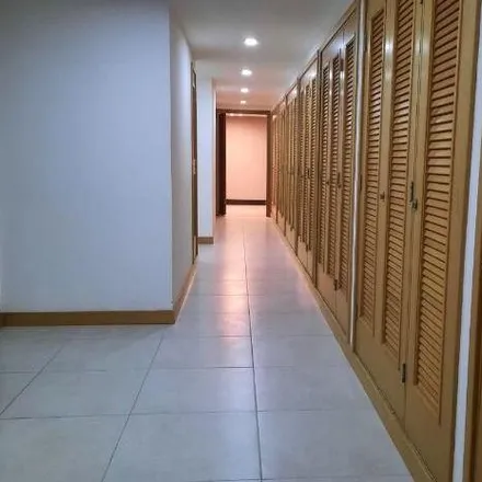 Buy this 2 bed apartment on Travessa Particular in São Lourenço, Niterói - RJ