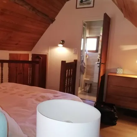 Rent this 1 bed house on 65400 Saint-Savin