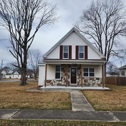 Buy this 3 bed house on 582 Morgan Street in Carlinville, IL 62626