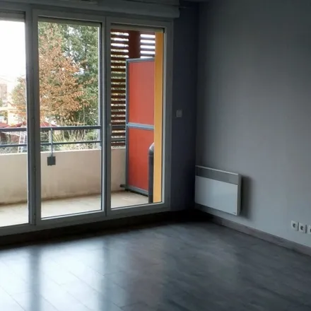 Rent this 2 bed apartment on 24 rue de la République in 31270 Frouzins, France