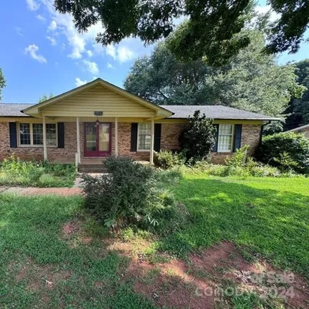 Buy this 3 bed house on 2189 Ridgewood Dr in Gastonia, North Carolina