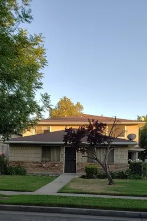 Buy this 2 bed condo on unnamed road in Fresno, CA 93711