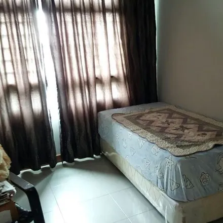 Rent this 1 bed room on 310C Ang Mo Kio Avenue 1 in Singapore 563310, Singapore