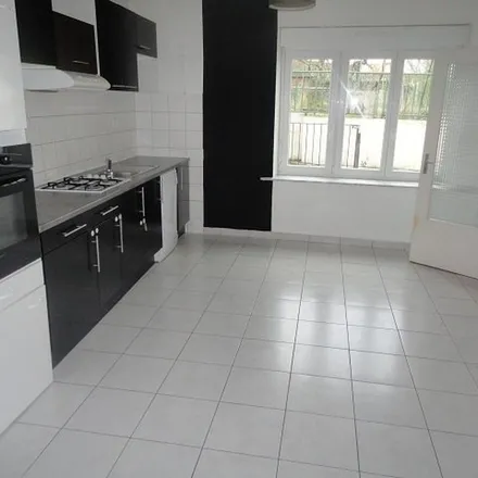 Rent this 4 bed apartment on Route de Garche in 57100 Thionville, France