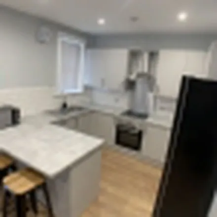 Rent this 3 bed apartment on Avondale Road in Liverpool, L15 3HF