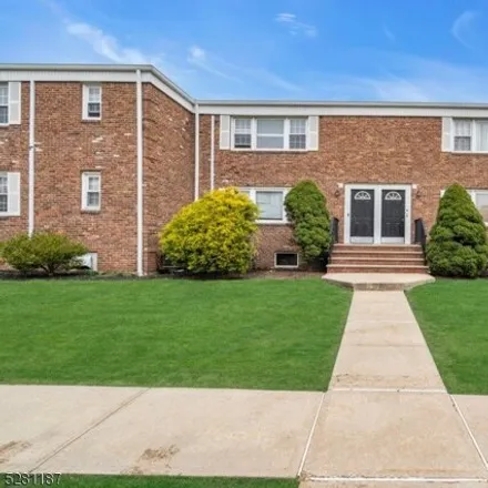 Buy this 1 bed condo on 57 Columbia Drive in Bridgewater Township, NJ 08807