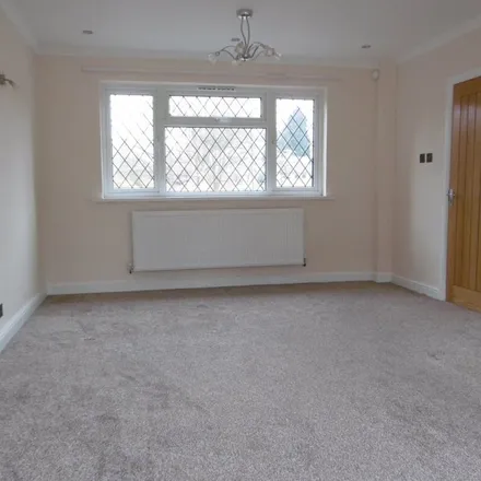 Rent this 3 bed apartment on Moorcroft Road in Kings Heath, B13 8LX