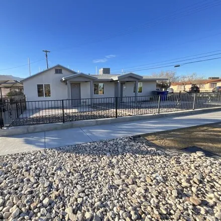 Image 1 - 2147 Happer Way, El Paso, TX 79903, USA - House for rent