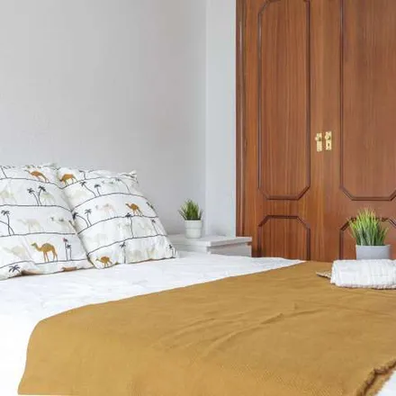 Rent this 5 bed apartment on Asados Carmen in Carrer de Llanera de Ranes, 46017 Valencia