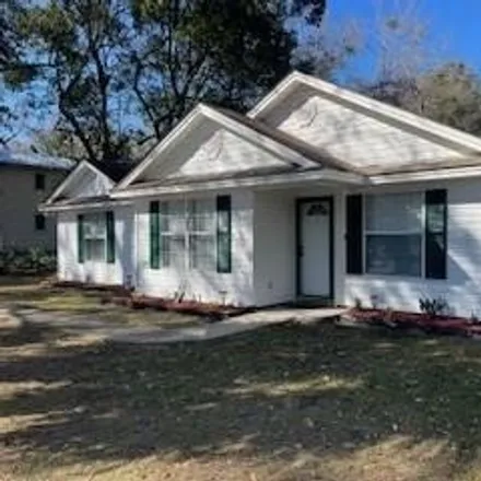 Buy this 4 bed house on 51 Colonial Way in Pine Forest, Glynn County