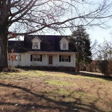 Buy this 4 bed house on 208 Jones Street in Selmer, TN 38375