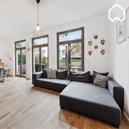 Rent this 3 bed apartment on Jacobsohnstraße 25 in 13086 Berlin, Germany