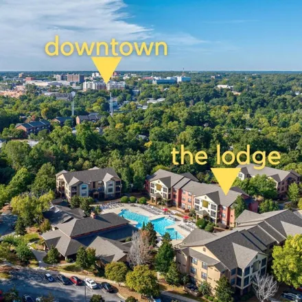 Image 1 - Lodge of Athens, 211 North Avenue, Athens-Clarke County Unified Government, GA 30601, USA - Condo for sale