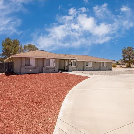Image 5 - 18540 Chapae Lane, Apple Valley, CA 92307, USA - House for sale