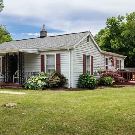Image 1 - 1710 A St, Waynesboro, Virginia, 22980 - House for sale
