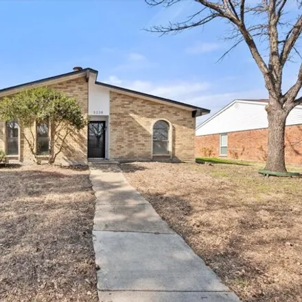 Buy this 3 bed house on 5238 Silver Trail in High Hawk, Grand Prairie