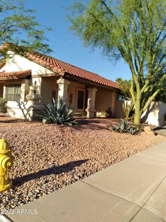 Rent this 3 bed house on 12435 South 38th Place in Phoenix, AZ 85044
