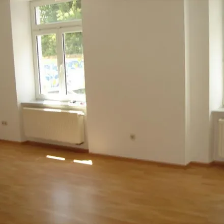 Image 5 - Krähenhügelstraße 44, 08525 Plauen, Germany - Apartment for rent