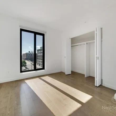 Image 7 - Hunters Landing, 11-39 49th Avenue, New York, NY 11101, USA - Apartment for rent