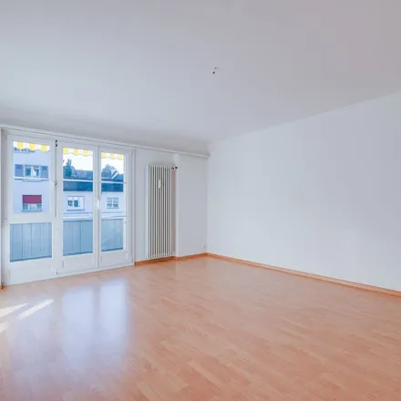 Image 9 - Hauptstrasse 19, 4143 Bezirk Dorneck, Switzerland - Apartment for rent