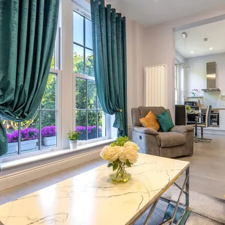 Rent this 2 bed apartment on London in NW6 5EE, United Kingdom