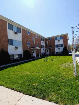 Rent this 1 bed duplex on 7640 Jackson Boulevard in Forest Park, IL 60130