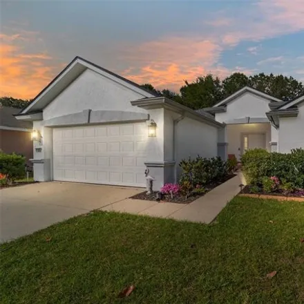 Buy this 3 bed house on 5102 Southwest 40th Place in Ocala, FL 34474