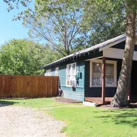 Buy this 2 bed house on 363 14th Street Northeast in Paris, TX 75460