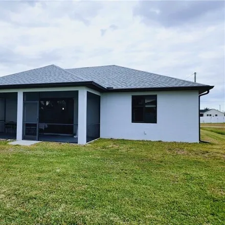Image 2 - 1904 Southwest 27th Street, Cape Coral, FL 33914, USA - House for sale