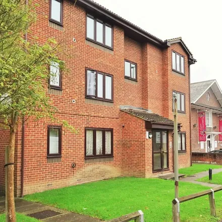 Rent this 1 bed apartment on Madisons Fitness (Recption & Shop) in 37 Perrymount Road, Haywards Heath