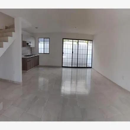 Rent this 2 bed house on Bosque Endrino in El Dorado, 37590 León