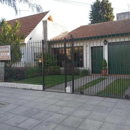 Buy this 3 bed house on Bernardo de Irigoyen 380 in José Mármol, Argentina