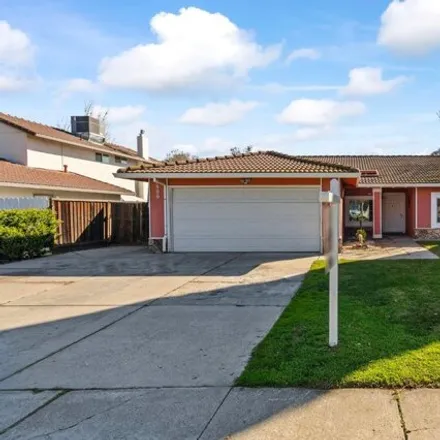Buy this 3 bed house on 2798 Georgia Drive in Tracy, CA 95376