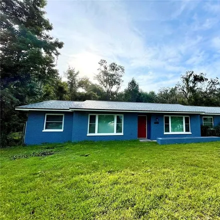 Rent this 3 bed house on 5328 Forestbrook Drive East in Polk County, FL 33811