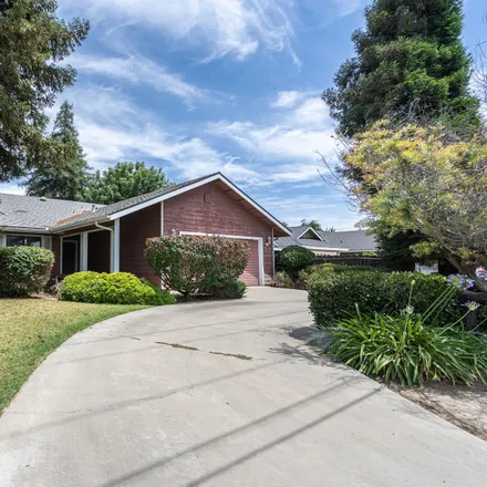 Buy this 3 bed house on 1902 South Pinkham Street in Visalia, CA 93292